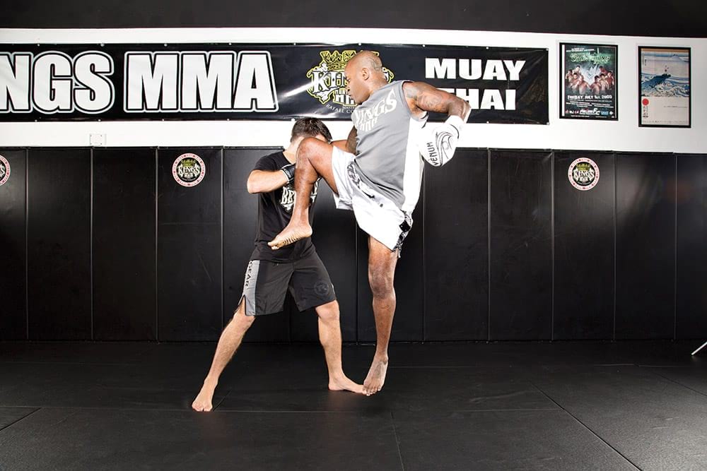 Rafael Cordeiro Muay Thai technique Flying knee Fighters Only