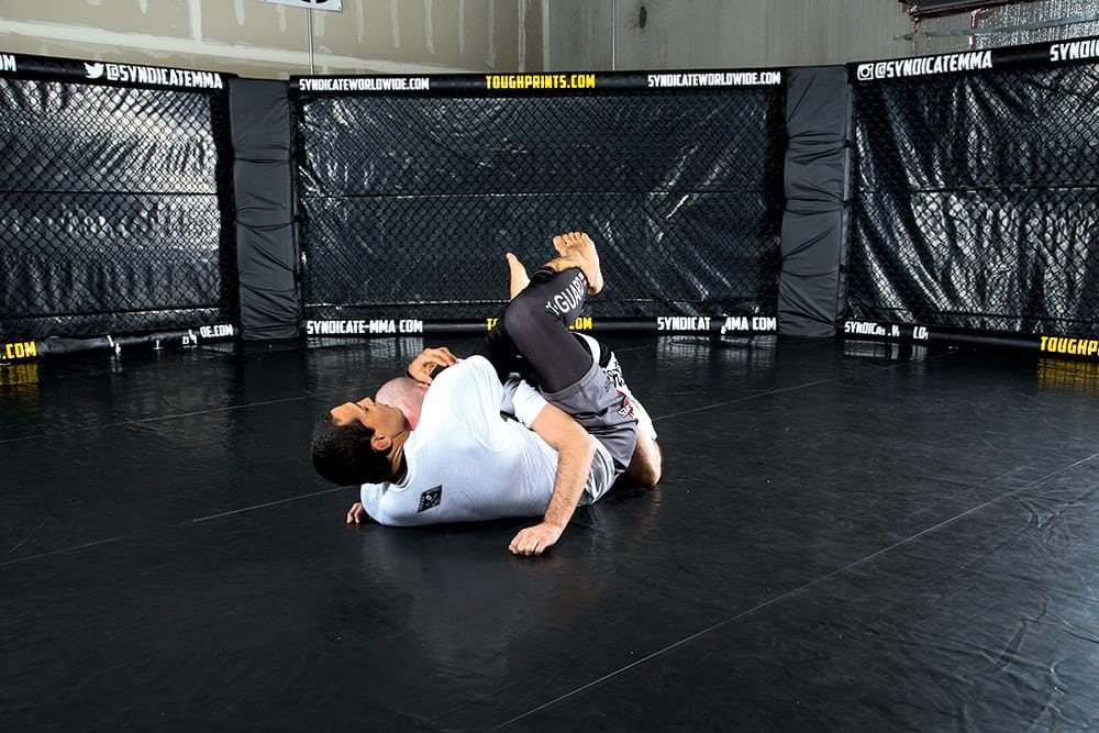 Vinny Magalhaes Brazilian jiujitsu technique Kimura from rubber guard