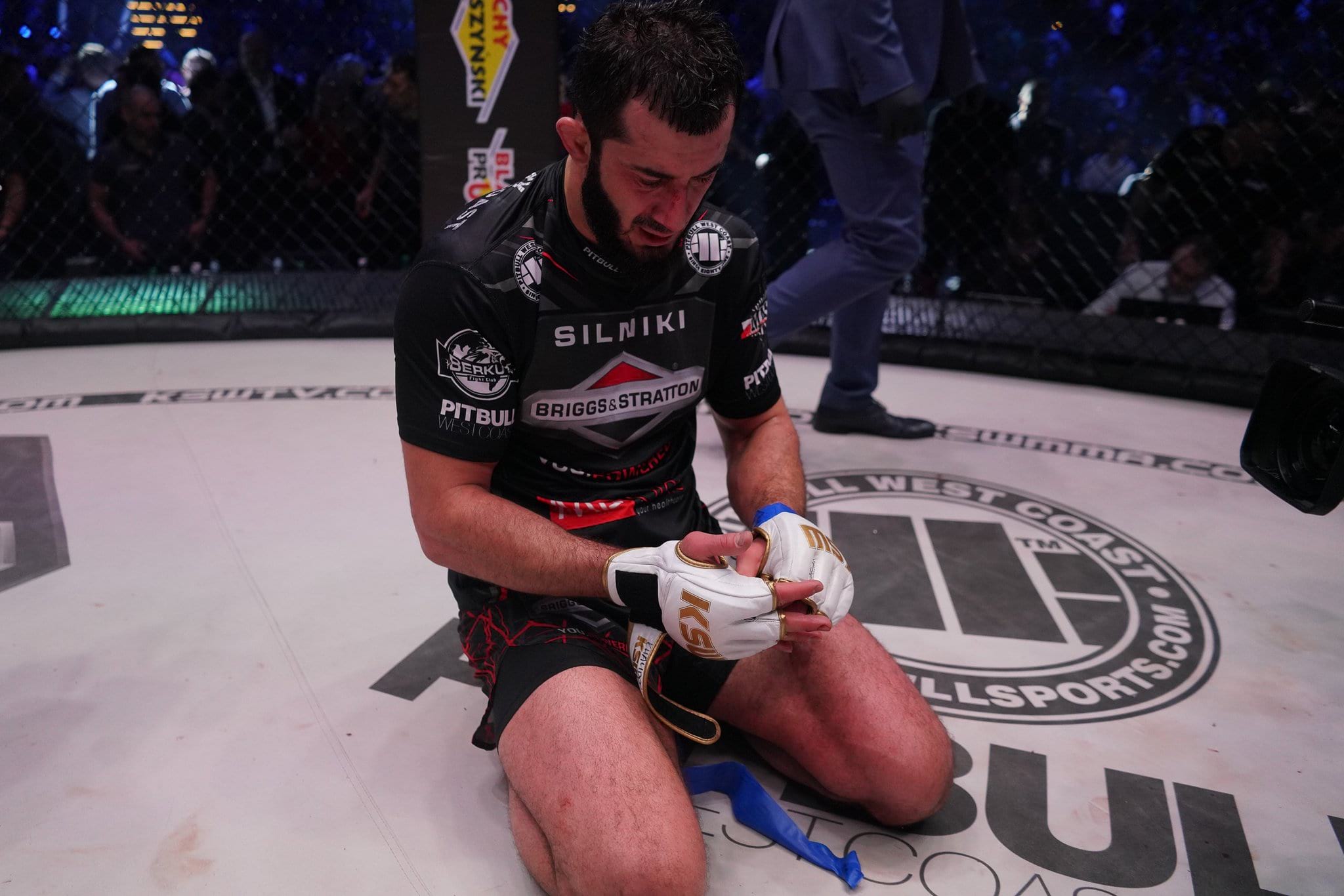 KSW legend Mamed Khalidov retires from MMA following rematch defeat to Tomasz Narkun at KSW 46 - image via KSW