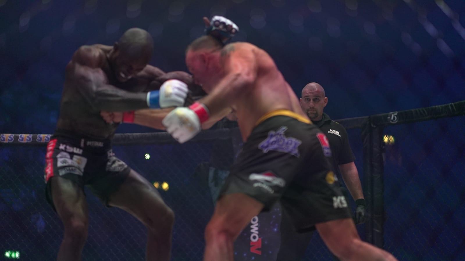 Jason Radcliffe defeated Antoni Chmieleski at KSW 50 in London by unanimous decision