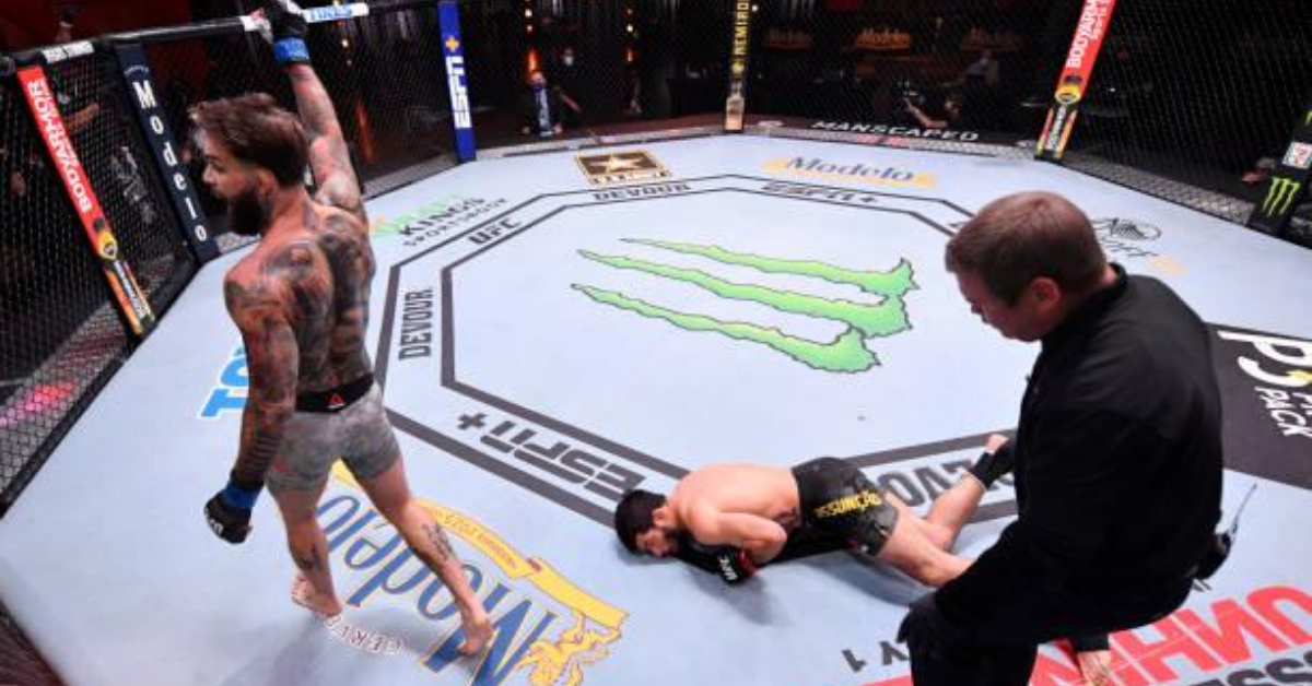 Cody Garbrandt Raphael Assuncao UFC 250 KO knockout of the year world mma awards