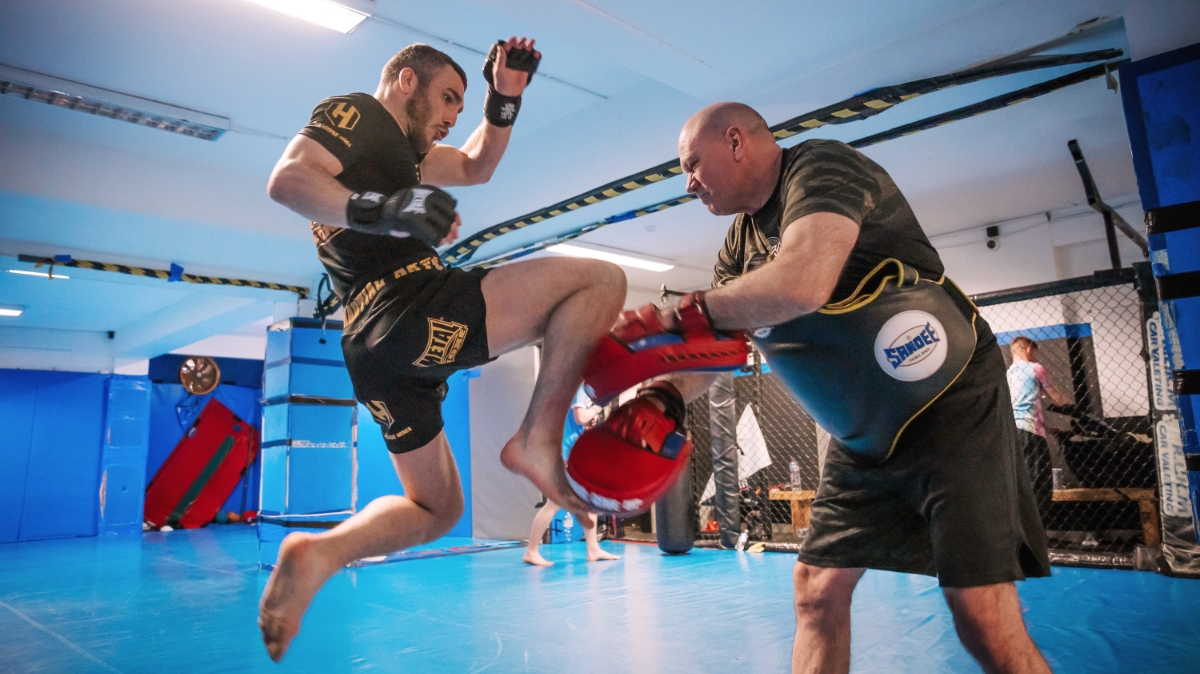 Hexagone MMA 8 Dean Garnett predicts stoppage win in featherweight title tilt